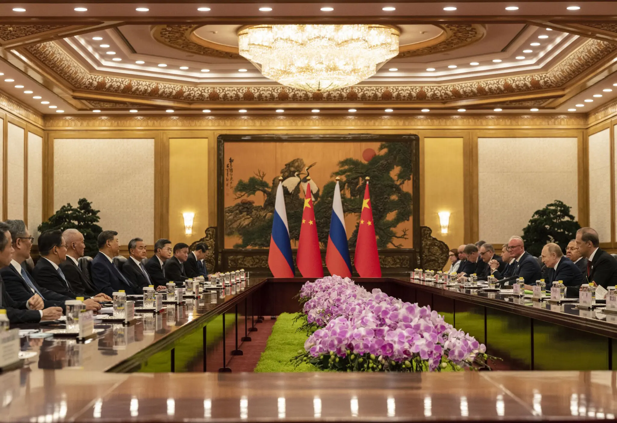 Пекінський парад єдності: як Путін і Сі шліфують «безмежне» партнерство проти Заходу